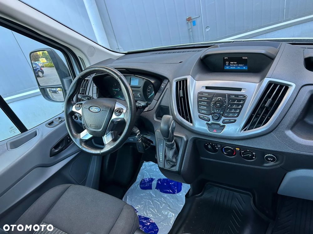 Ford Transit - 18