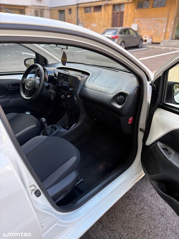 Toyota Aygo - 10