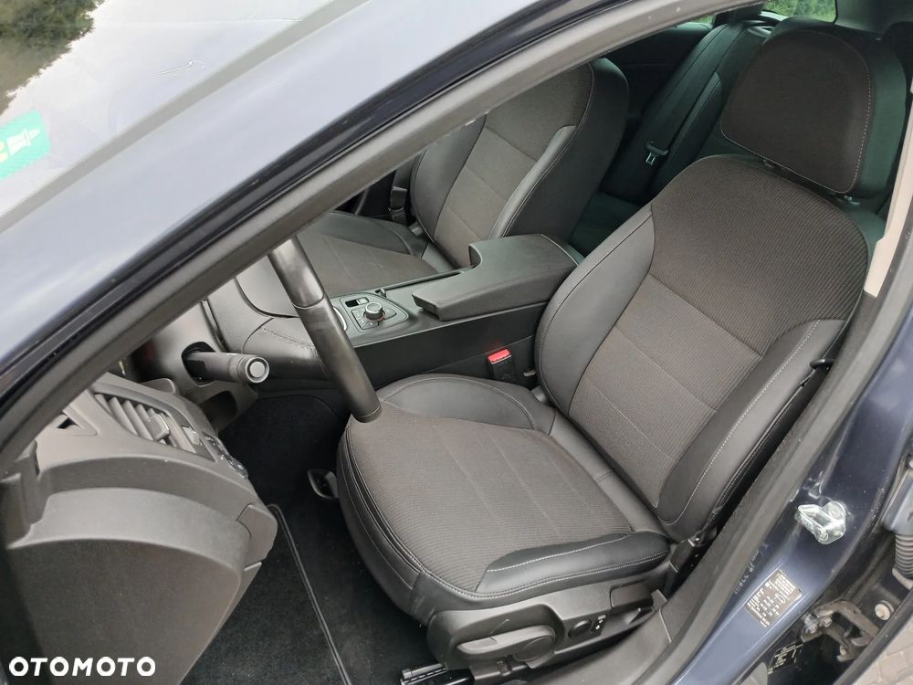 Opel Insignia 2.0 CDTI Cosmo - 26