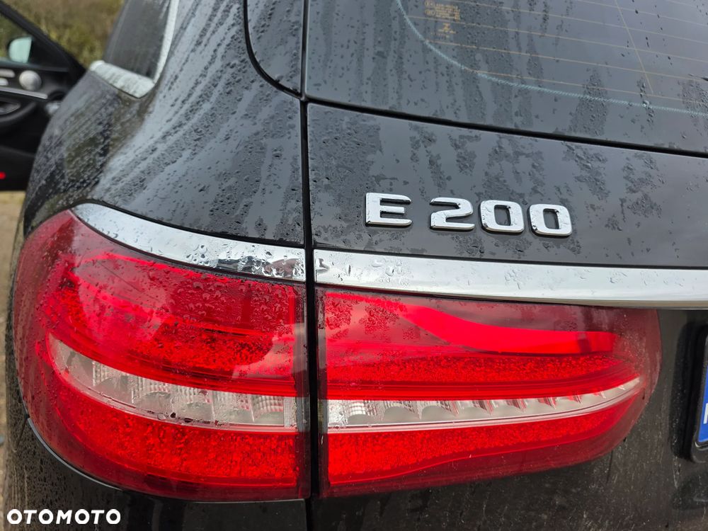 Mercedes-Benz Klasa E 200 T 9G-TRONIC Sportstyle Edition - 33
