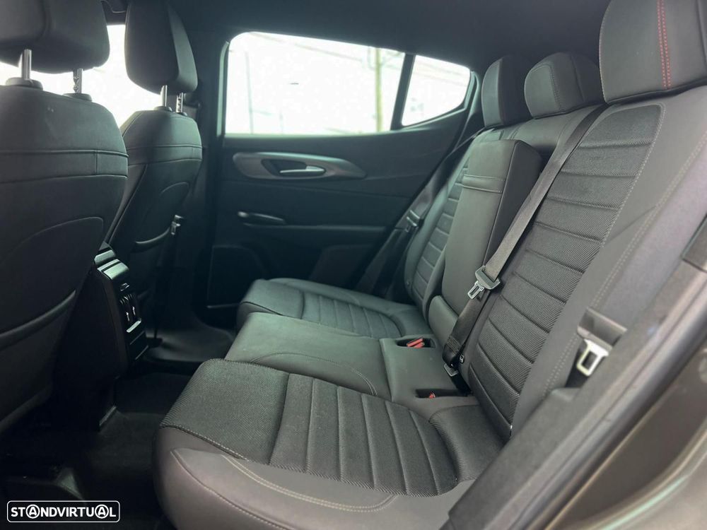 Alfa Romeo Tonale 1.3 Plug-In Hybrid TI e-AWD - 9