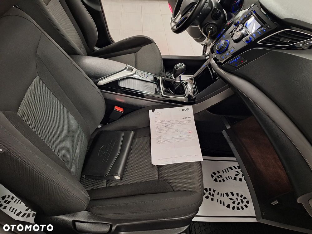 Hyundai i40 i40cw 1.6 Fifa World Cup Edition - 36