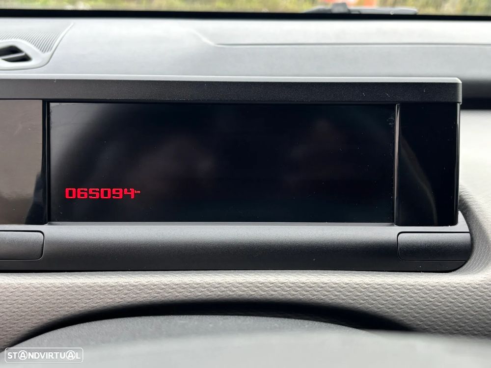 Citroën C4 Cactus PureTech 82 Shine - 36