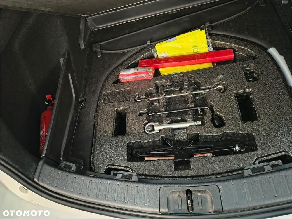 Toyota Corolla 1.8 Hybrid Active - 14