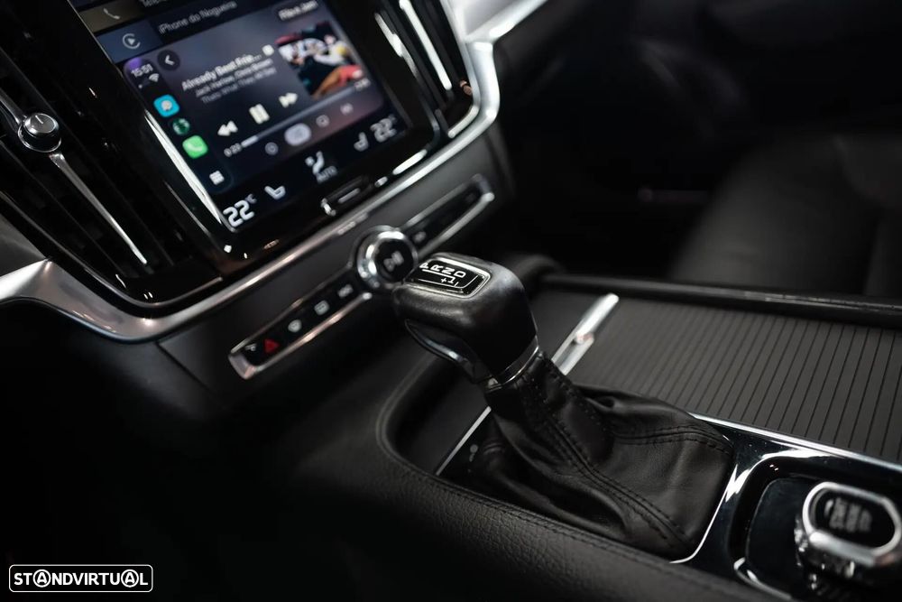 Volvo S90 2.0 D4 Momentum Geartronic - 37