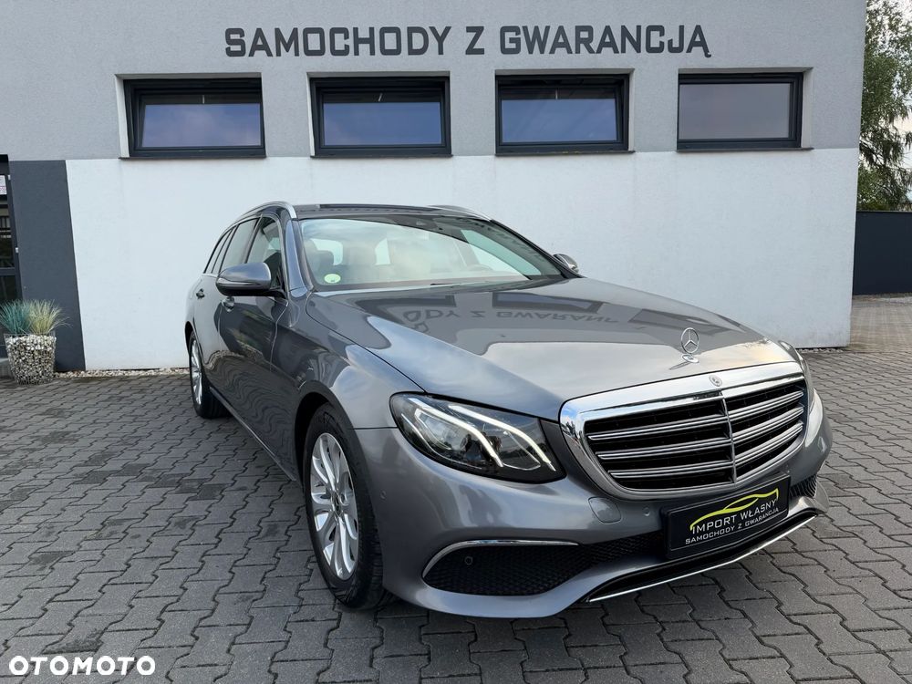 Mercedes-Benz Klasa E 220 d 4-Matic 9G-TRONIC - 2