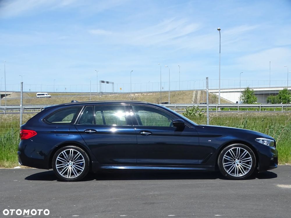 BMW Seria 5 530d xDrive M Sport sport - 9