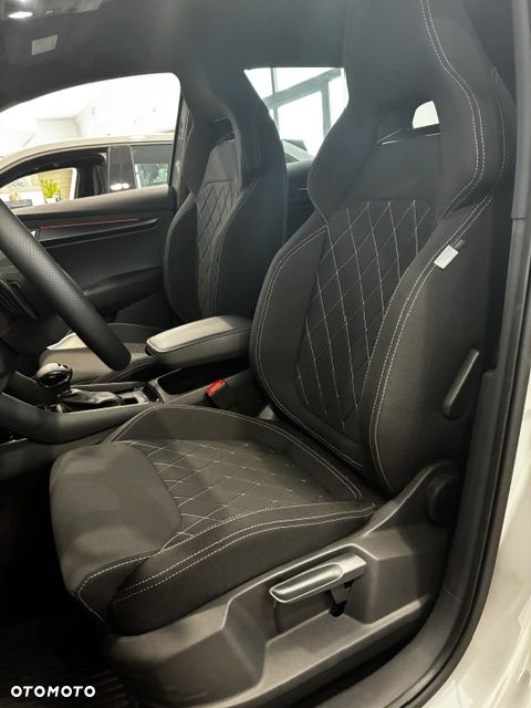 Skoda Karoq 1.5 TSI ACT Sportline DSG - 10