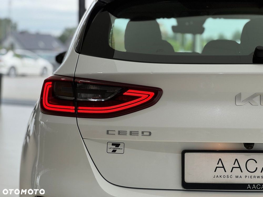 Kia Ceed - 39