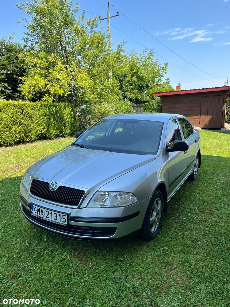 Skoda Octavia 1.6 Tour - 1
