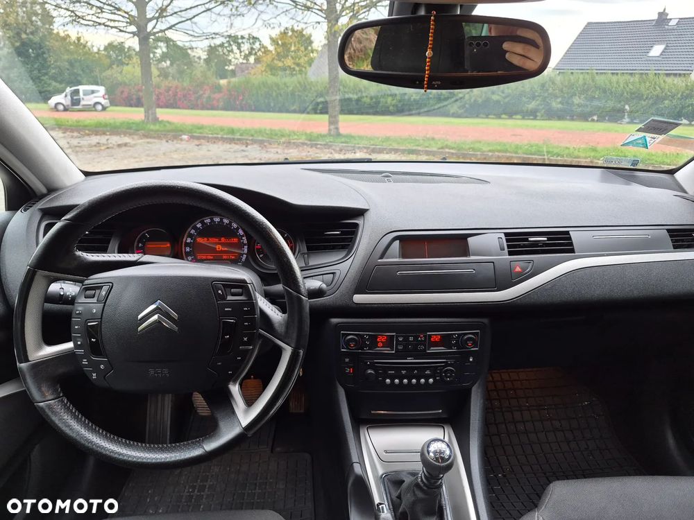 Citroën C5 2.0 HDi Confort - 15