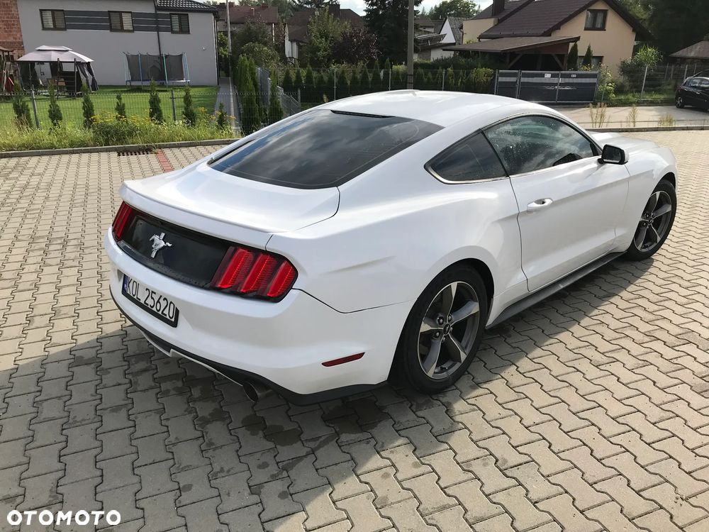 Ford Mustang - 11