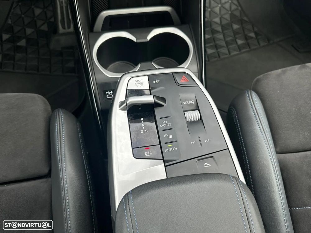 BMW X1 xDrive25e Pack Desportivo M - 18