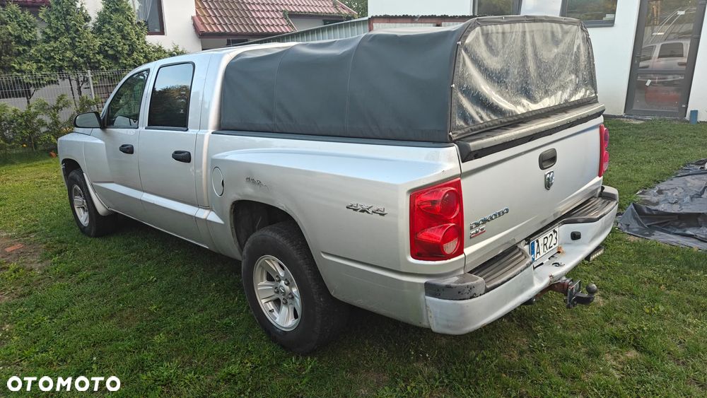 Dodge Dakota - 3