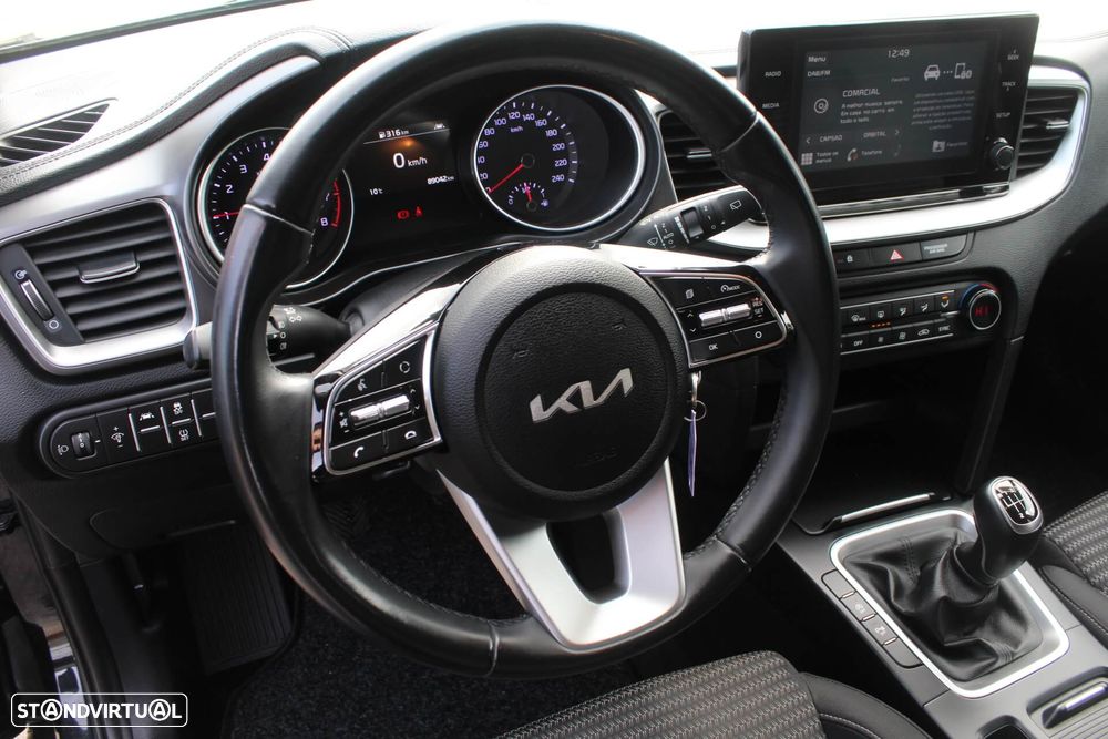 Kia XCeed 1.0 T-GDI Drive - 10