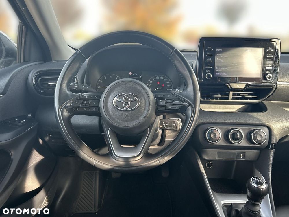 Toyota Yaris - 17