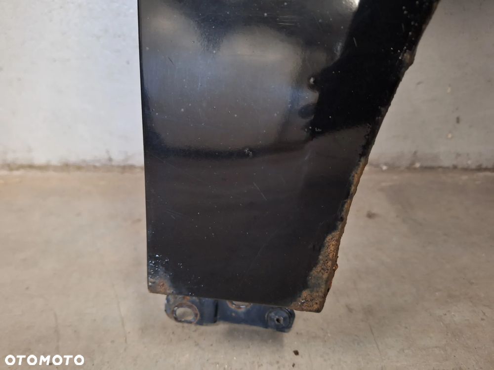 BŁOTNIK PRAWY PRZÓD PRZEDNI AUDI A4 B6 LAK: LY9B NR216 - 8