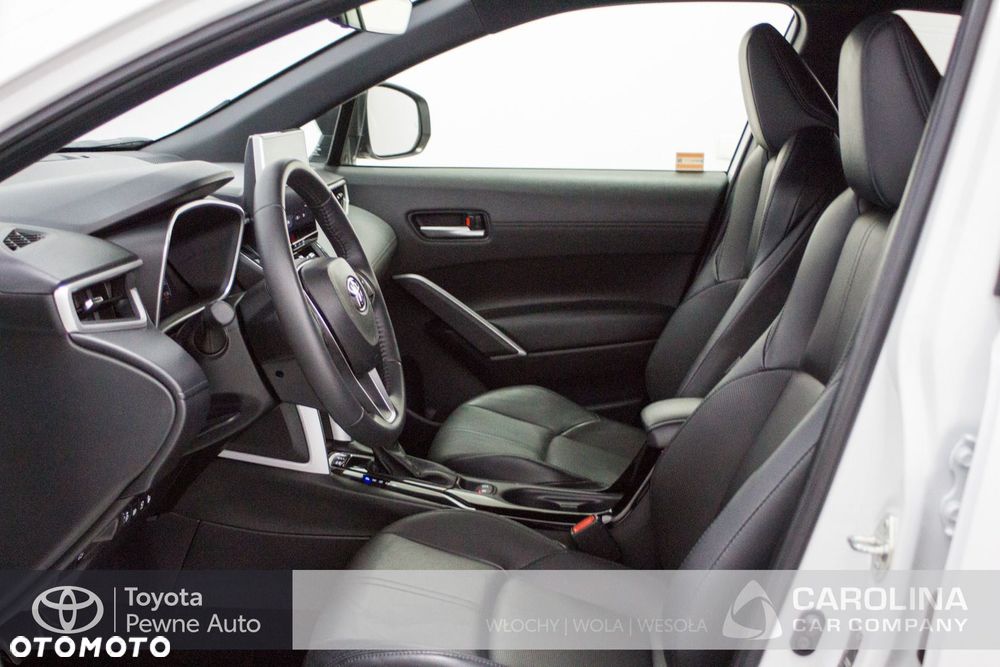 Toyota Corolla Cross - 12