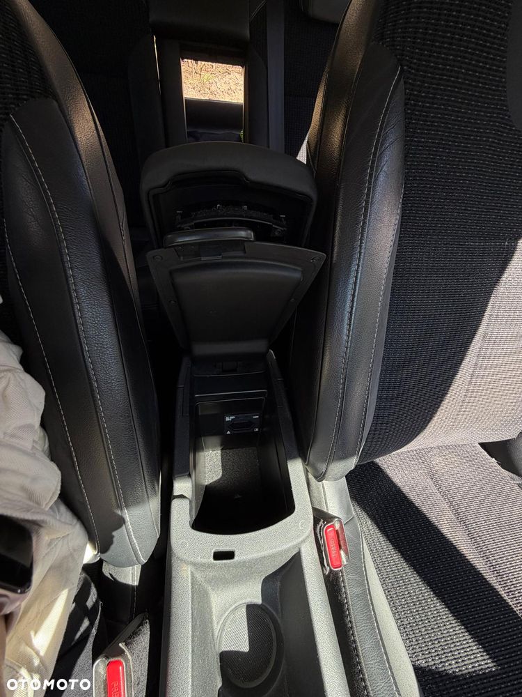 Citroën C4 ver-thp-155-egs6-exclusive - 12