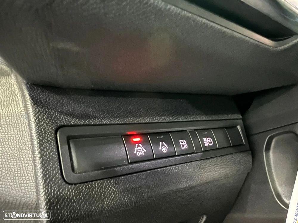 Peugeot 3008 1.6 Hybrid GT Pack e-EAT8 - 30