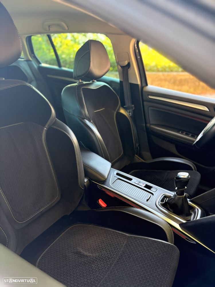 Renault Mégane Sport Tourer 1.5 dCi GT Line - 16