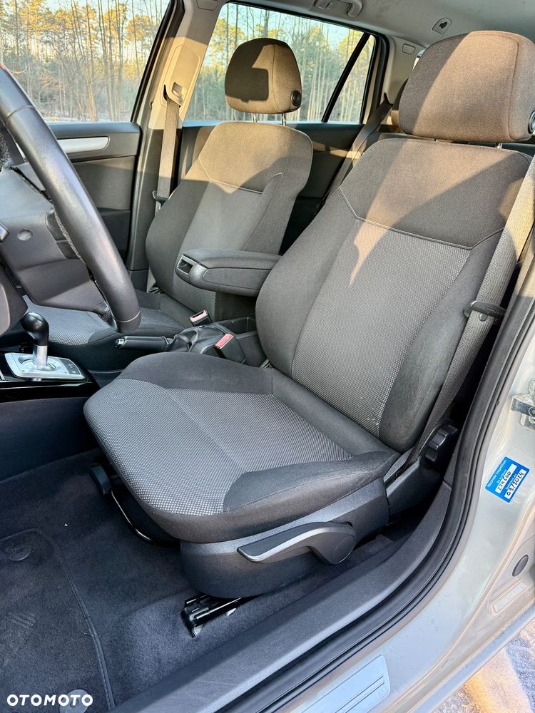 Opel Astra 1.6 111 EasyTronic - 5