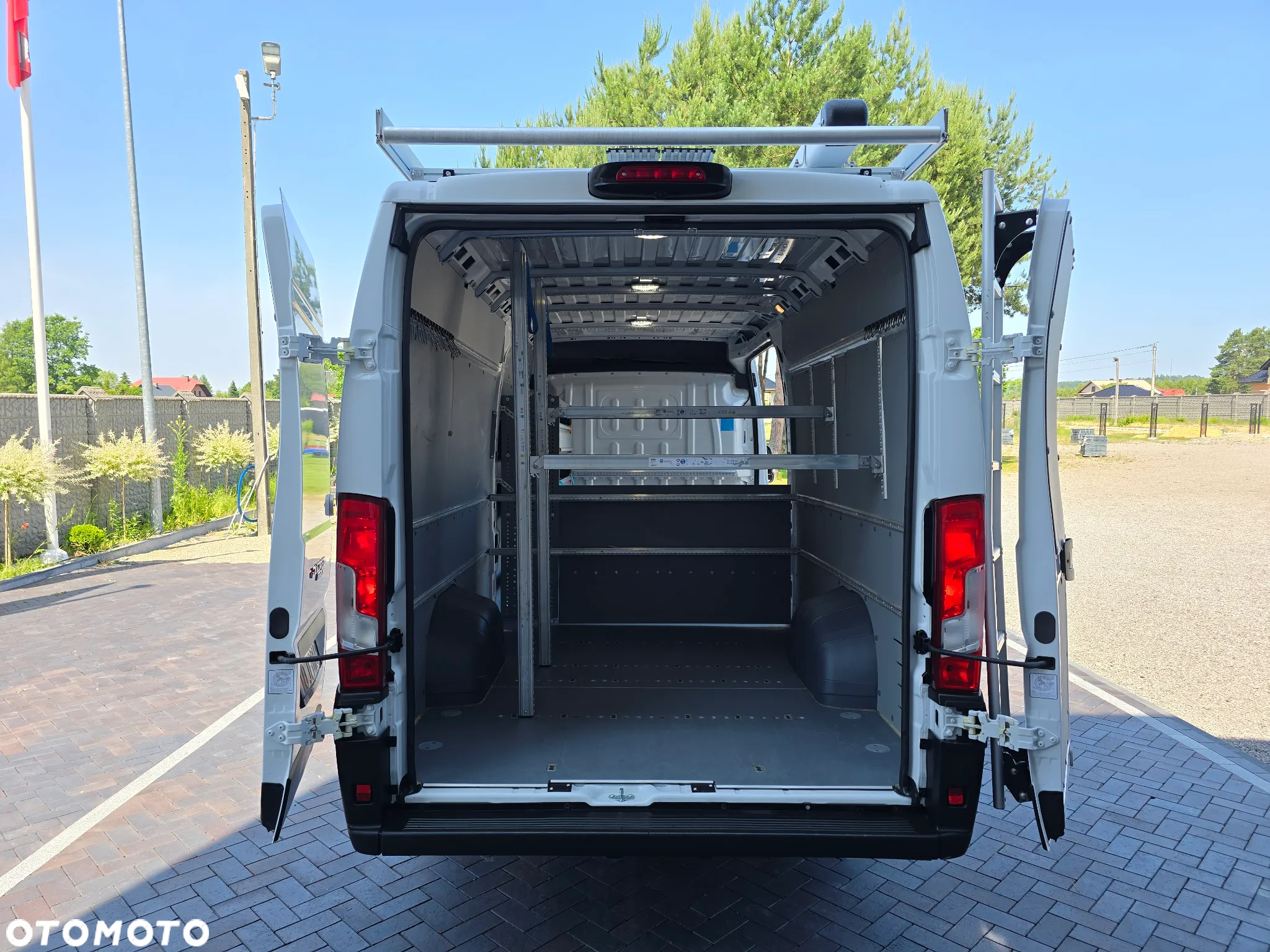 Fiat DUCATO L4H2 MAXI SILNIK 2,3 IVECO 140KM 85 Tyś km SALON PL SERWIS DO OSTATNIEGO Km TEMPOMAT KAMERA COFANIA KLIMA BAGAŻNIK DACHOWY - 33