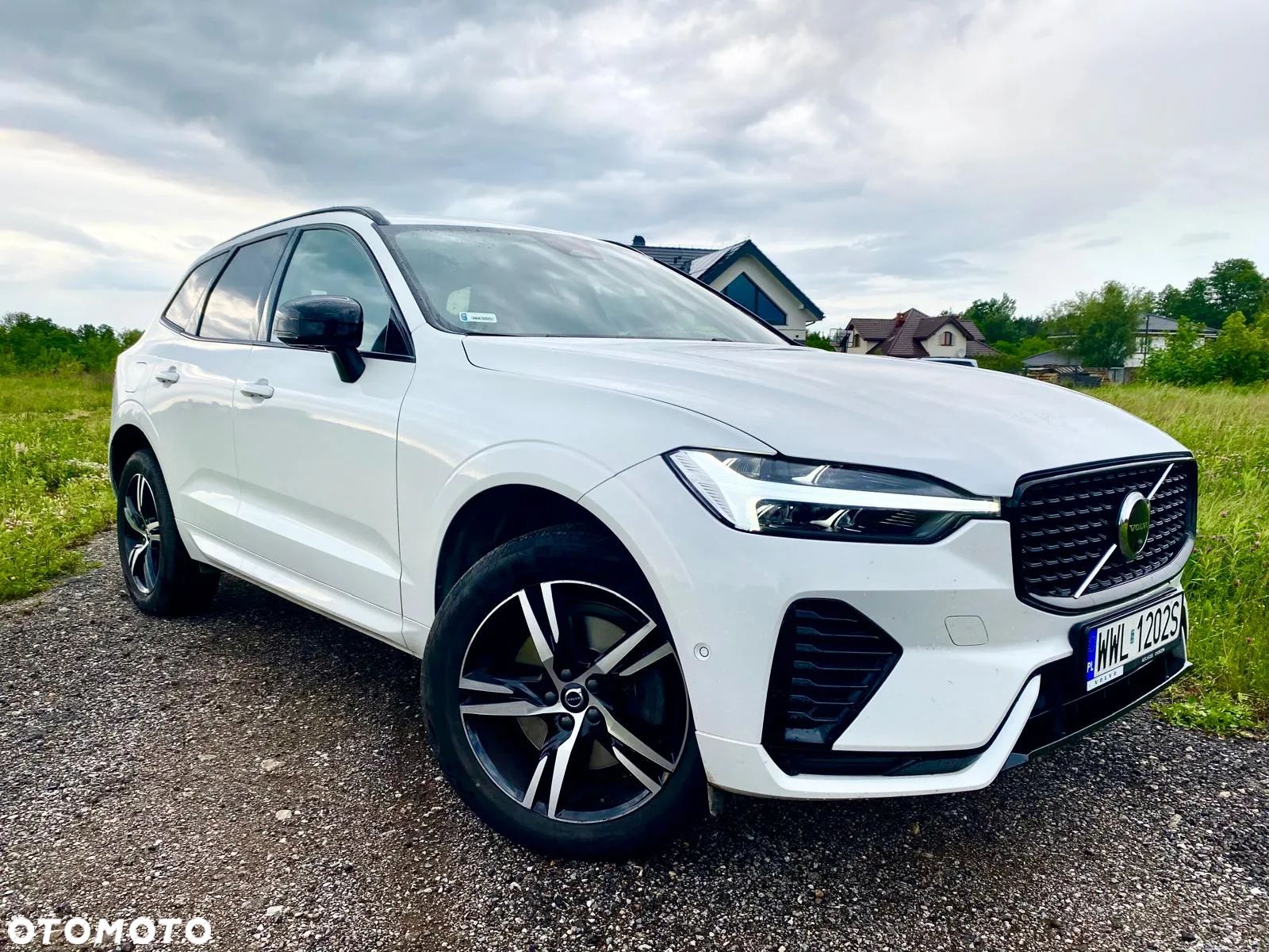 Volvo XC 60 T5 AWD R-Design - 1