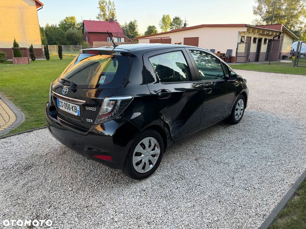 Toyota Yaris Hybrid 100 Life - 7