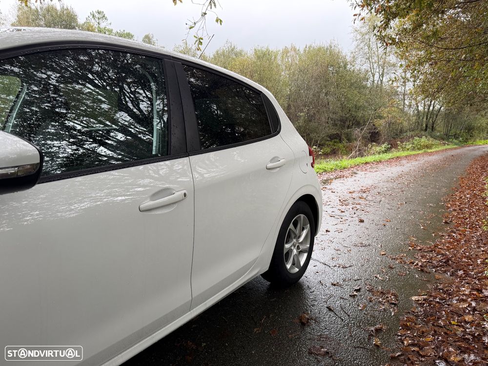 Peugeot 208 1.6 BlueHDi Active - 18
