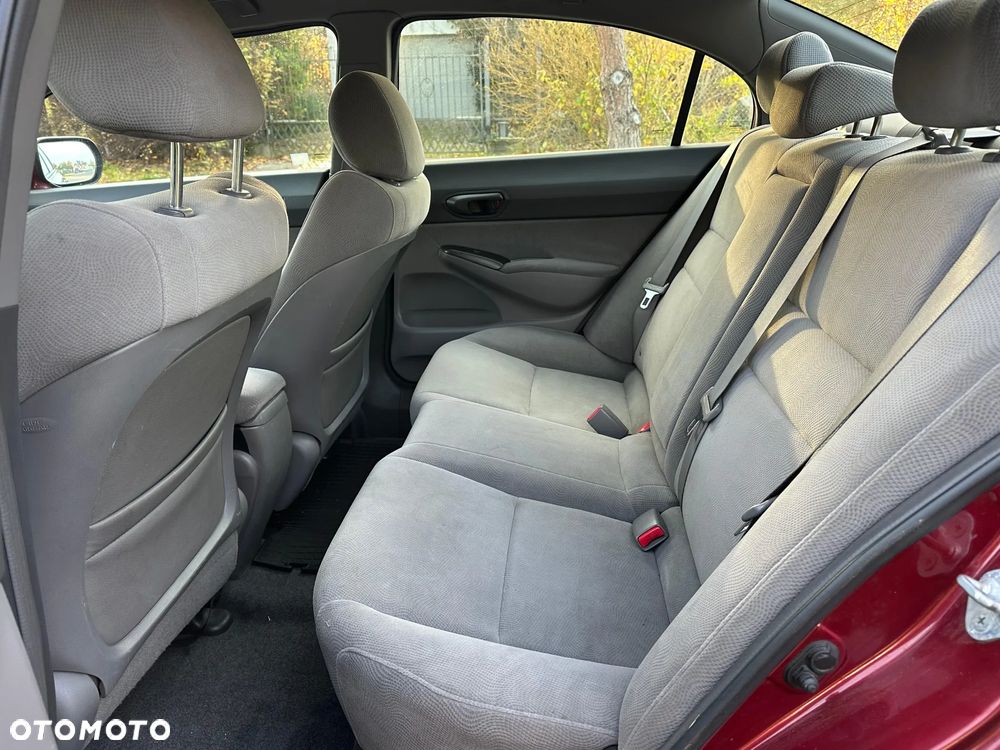 Honda Civic Sedan 06-09 - 9