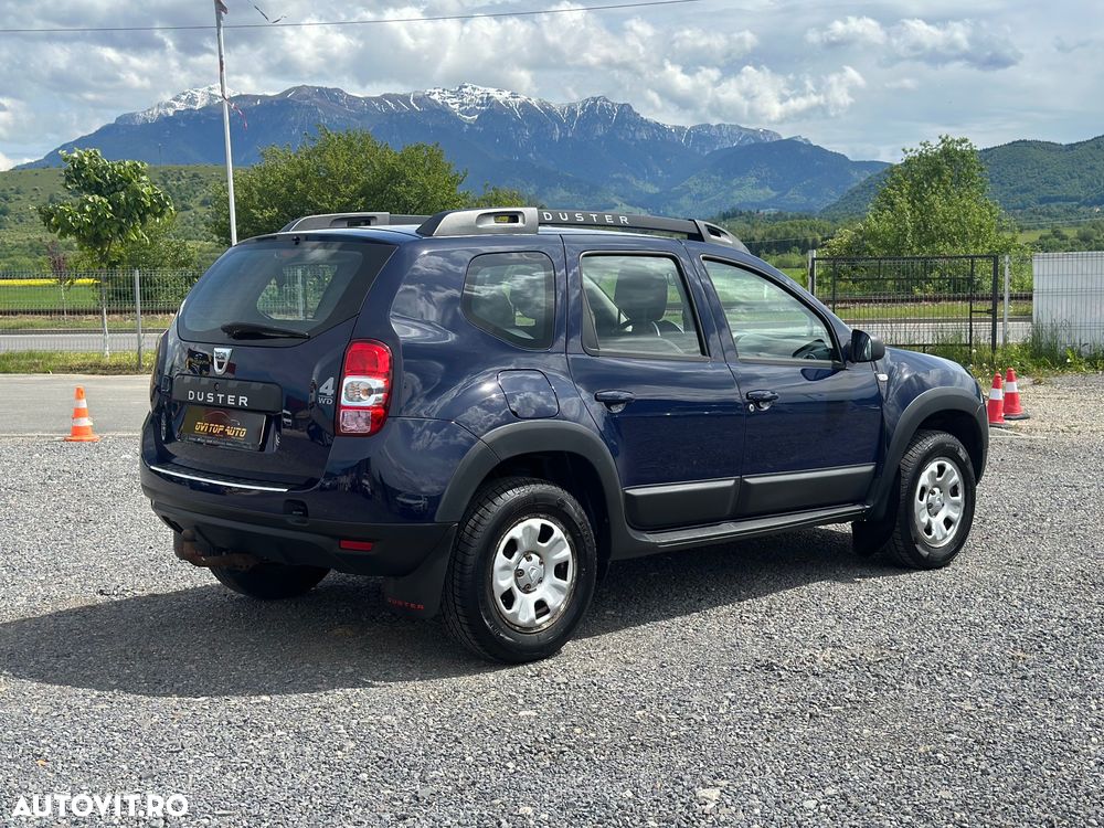 Dacia Duster 1.6 4x4 Laureate - 4