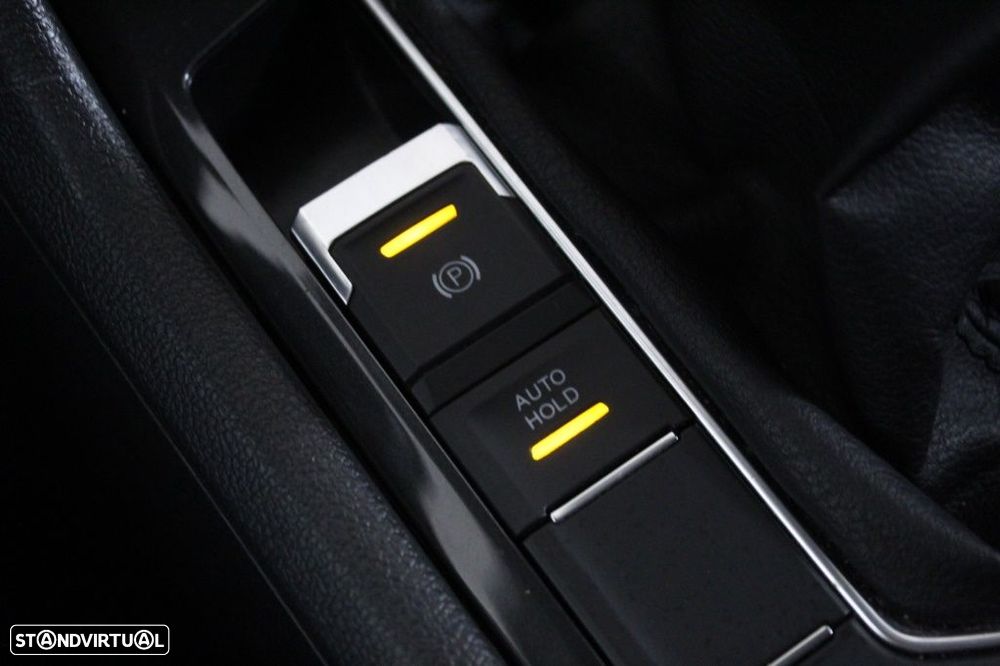 VW Tiguan 1.6 TDI Confortline - 31