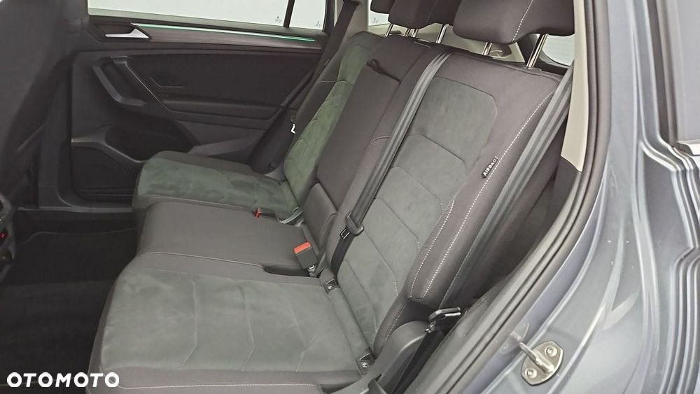 Volkswagen Tiguan Allspace 2.0 TDI 4Mot Elegance DSG - 23