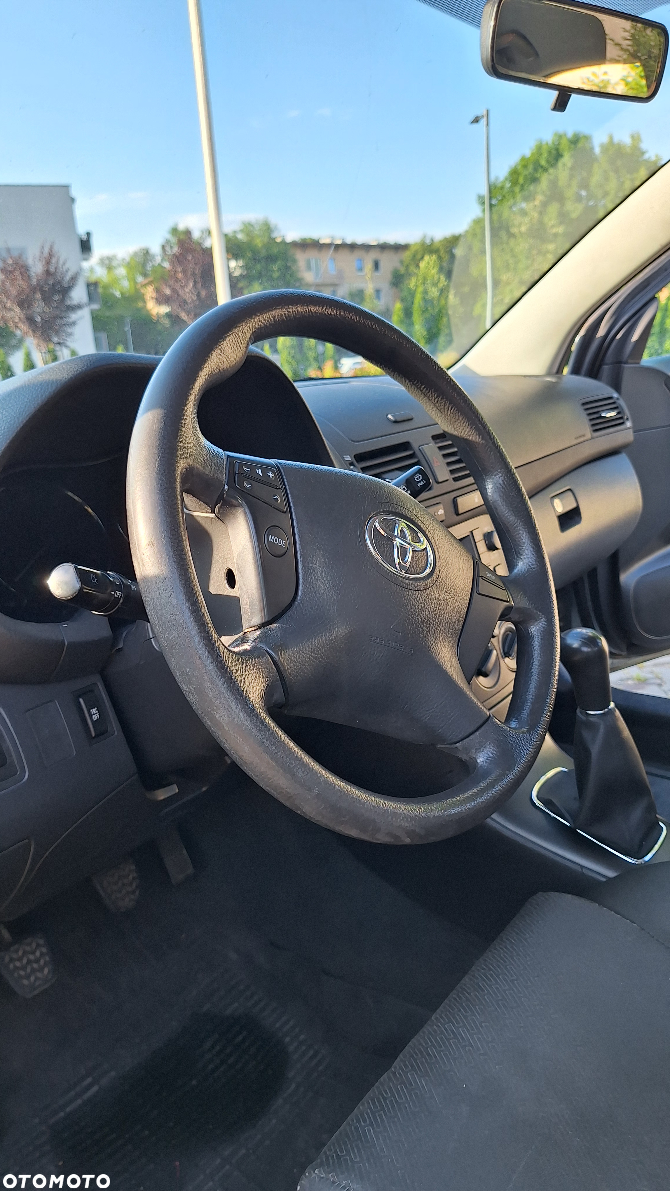 Toyota Avensis 1.8 VVT-i Luna - 9