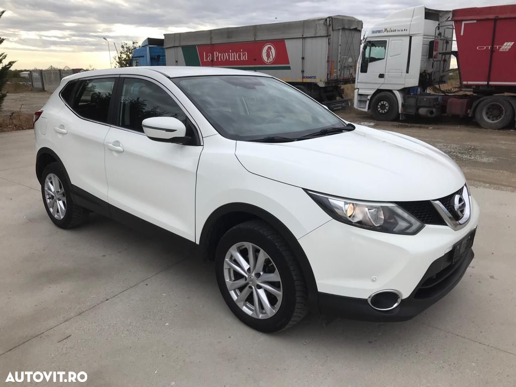 Nissan Qashqai 1.5 DCI N-Connecta - 14