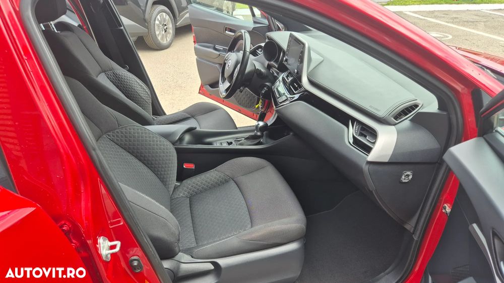 Toyota C-HR 1.2 Turbo 4x2 CVT C-enter - 7