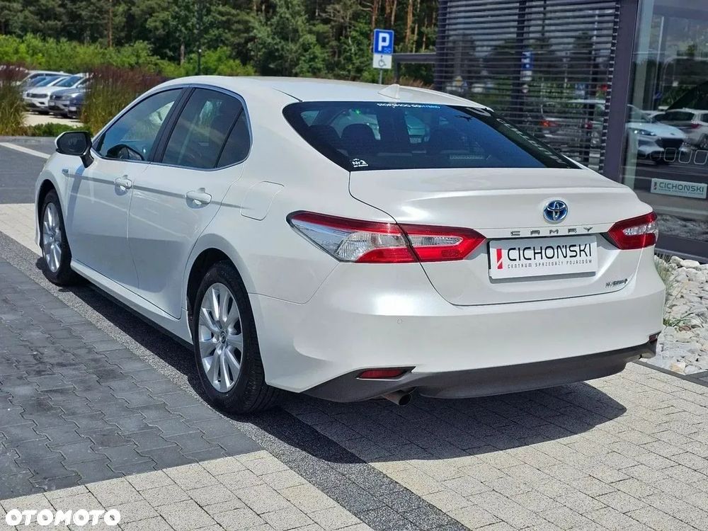 Toyota Camry 2.5 Hybrid Prestige CVT - 32