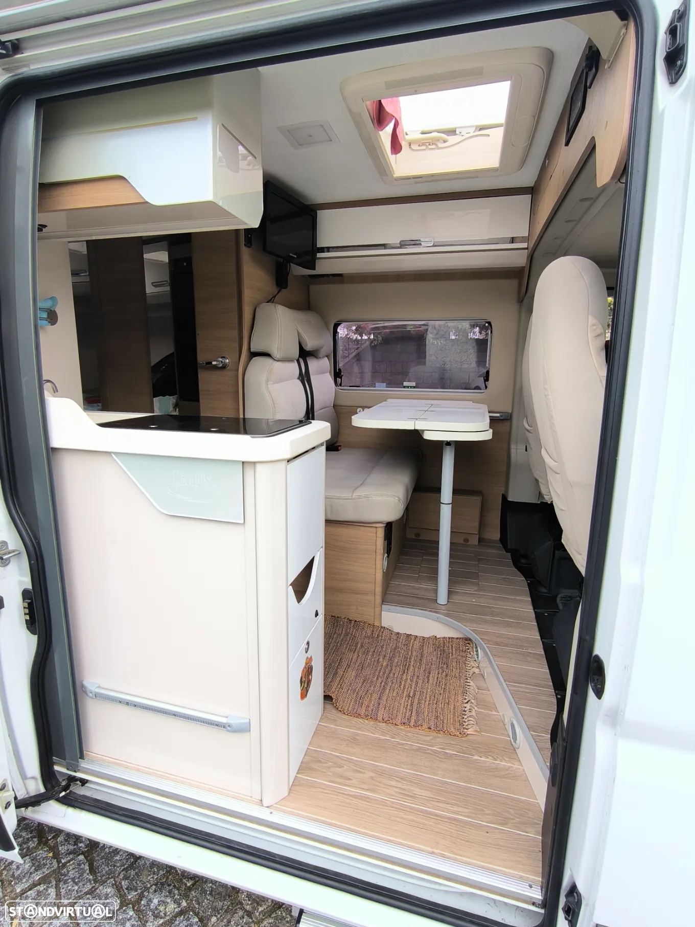 McLouis Menfys Van S-line - 14