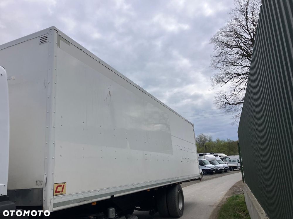 Zabudowa kontener kurierkamagazyn - 3