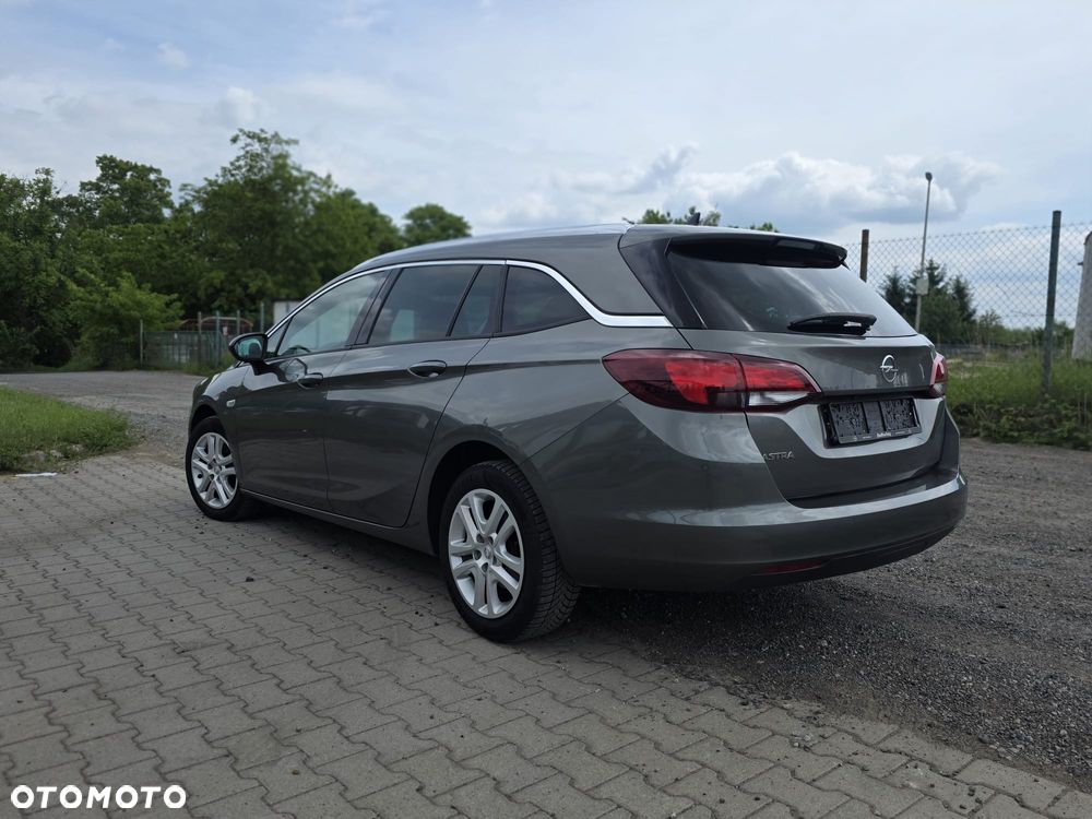 Opel Astra - 11