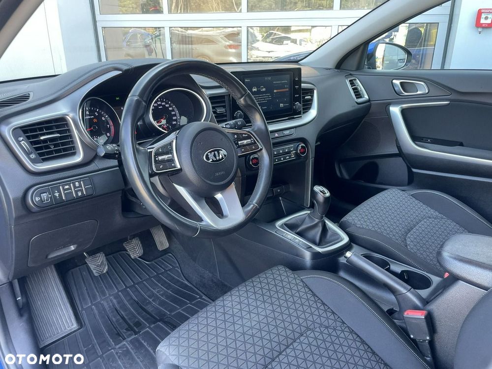 Kia XCeed 1.4 T-GDI M - 9