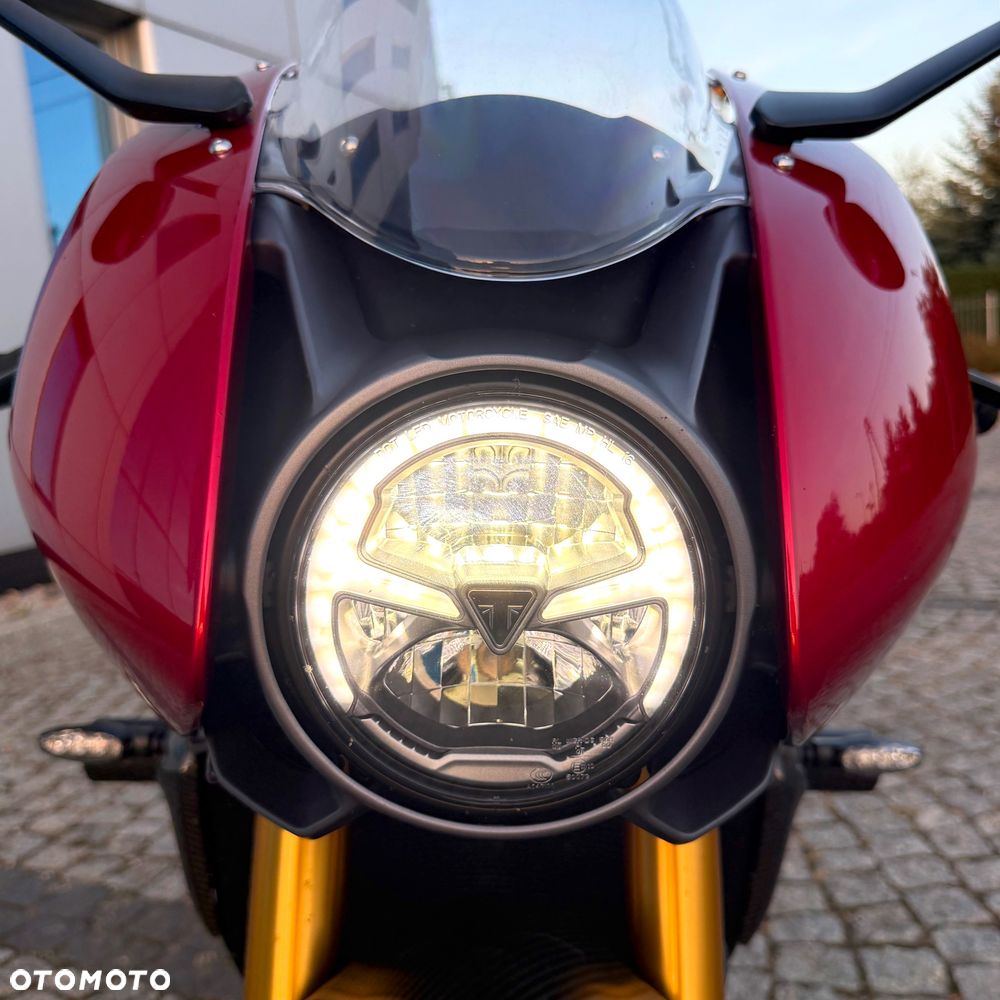 Triumph Speed Triple - 16