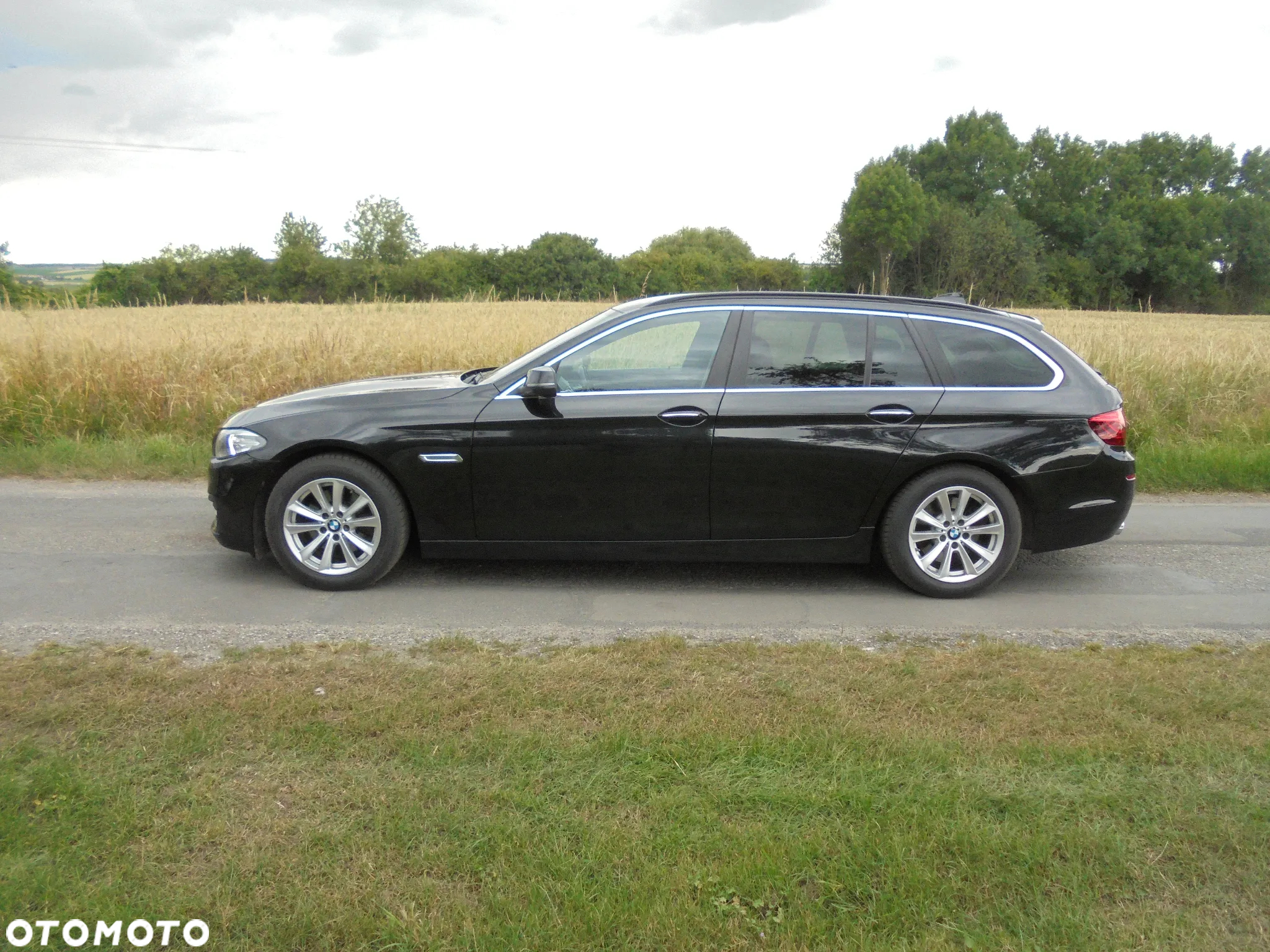 BMW Seria 5 520d Touring Luxury Line - 3