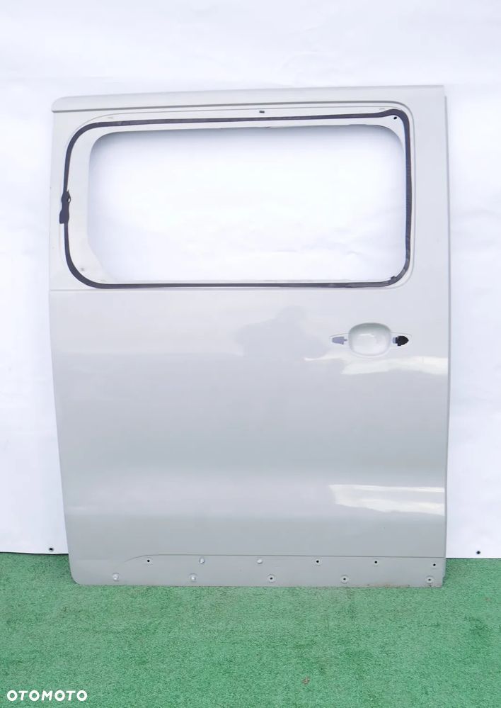DRZWI PRAWE PRZESUWNE TRAVELLER  JUMPY 3 III EXPERT 3 III  PROACE 3 VIVARO C WERSJA M - 3