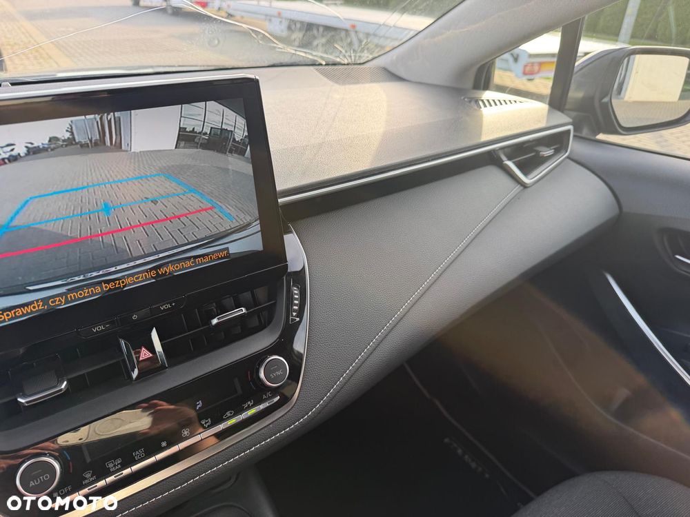 Toyota Corolla 1.8 Hybrid Executive - 19