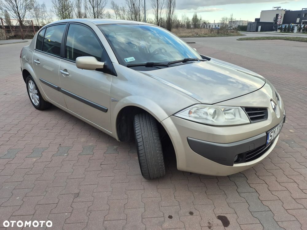 Renault Megane 1.6 16V Luxe Privilege - 6