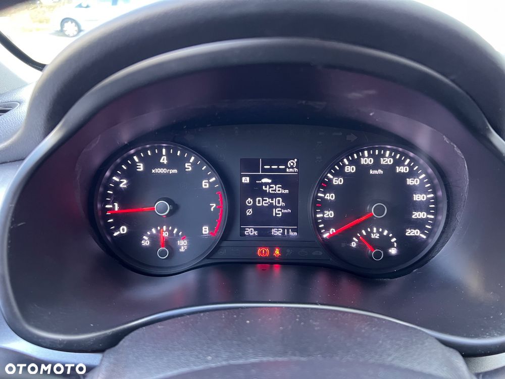 Kia Rio - 9