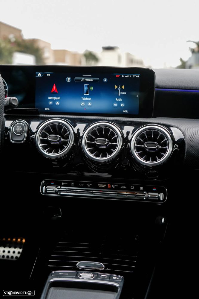 Mercedes-Benz A 250 e AMG Line - 41
