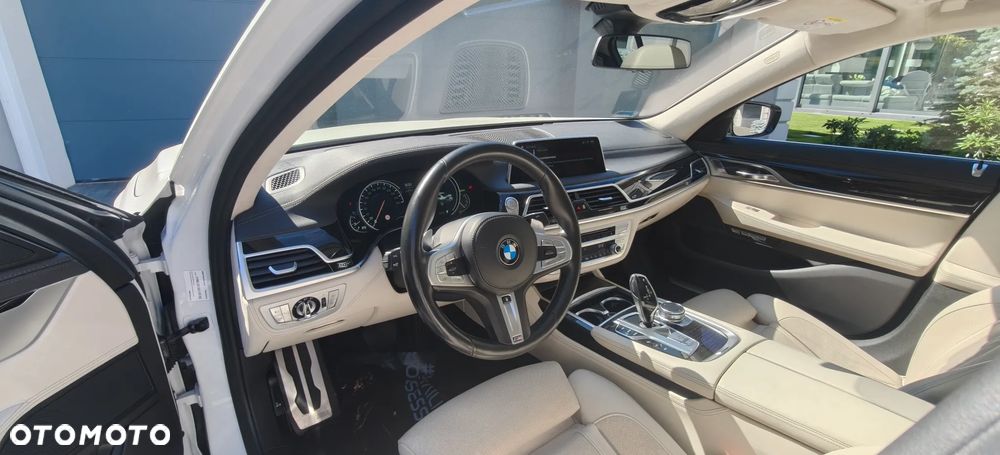 BMW Seria 7 750Ld xDrive - 19